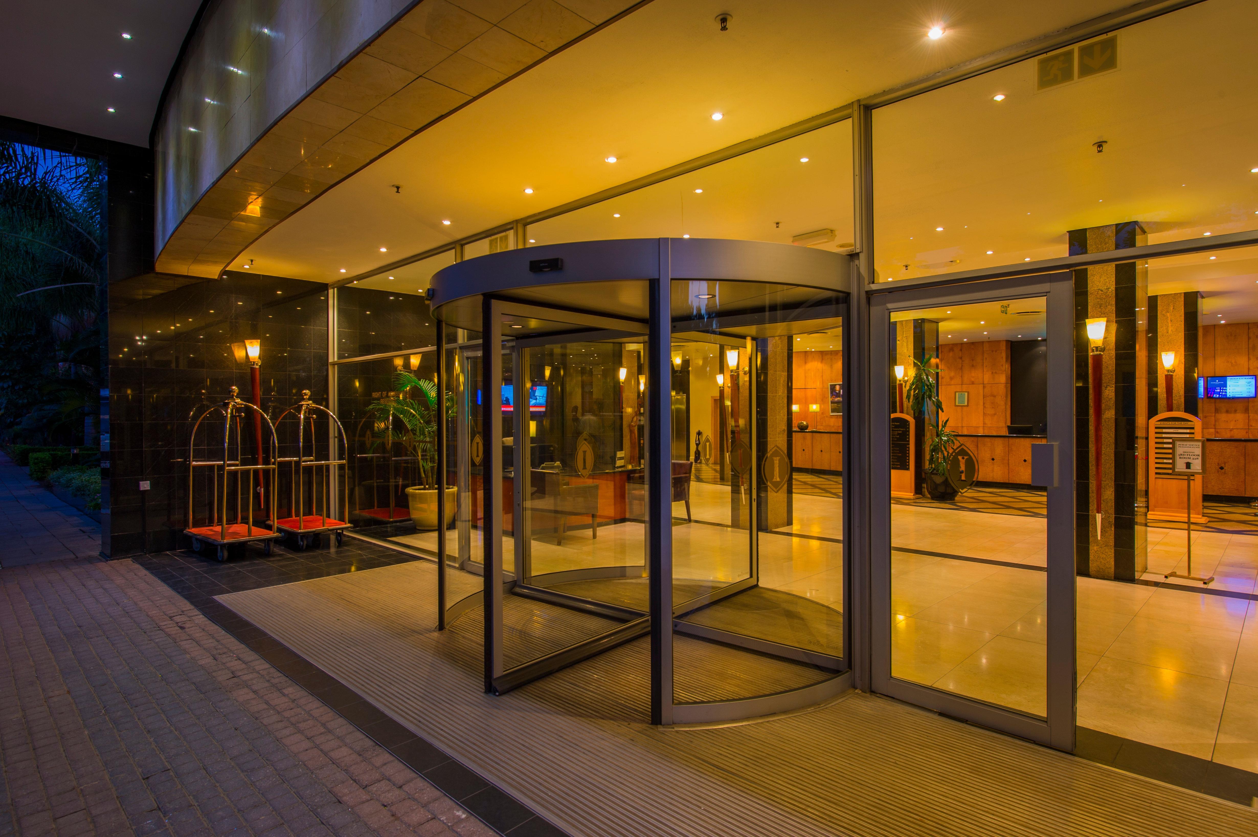 Intercontinental Lusaka By Ihg Εξωτερικό φωτογραφία