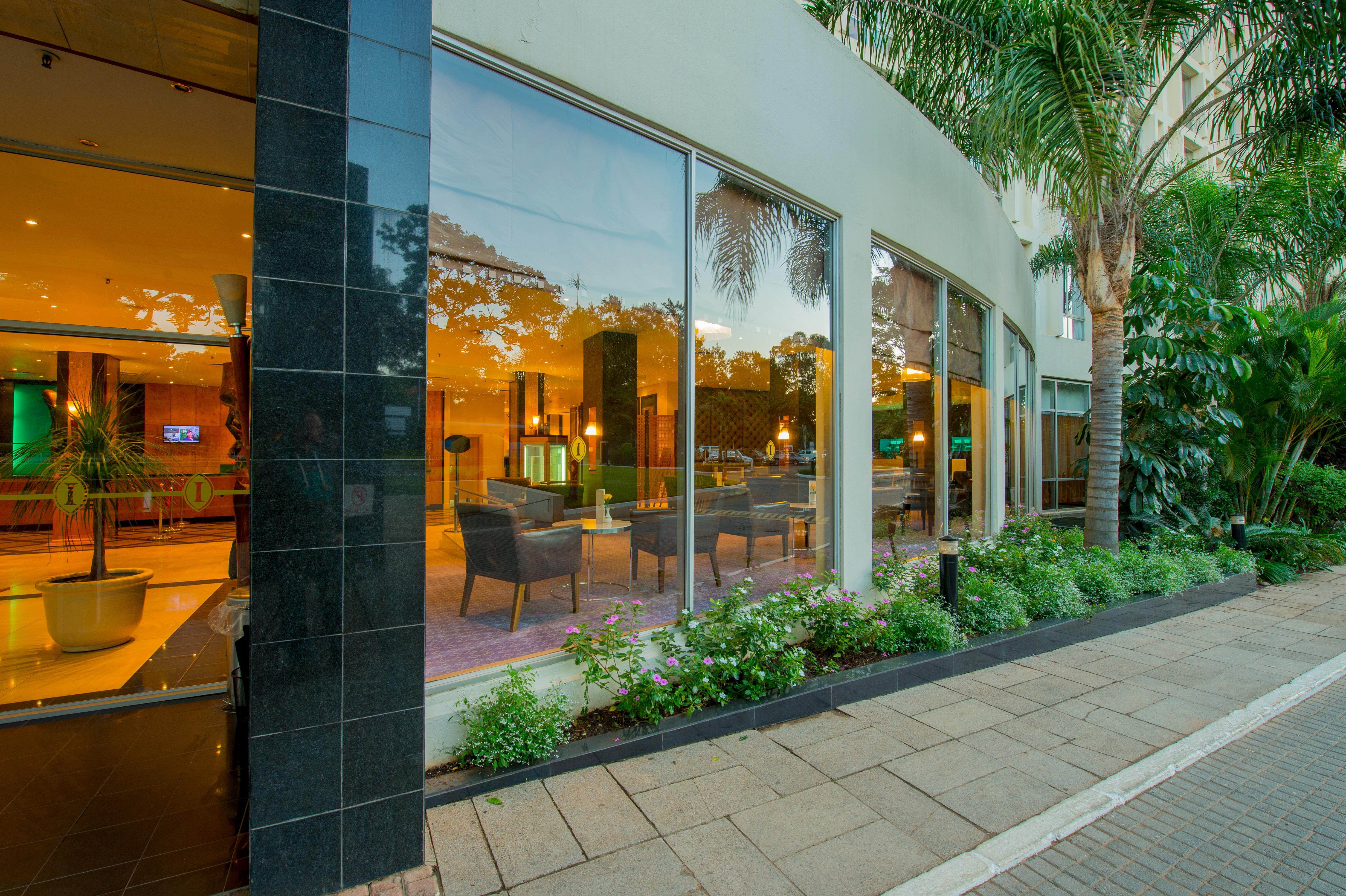Intercontinental Lusaka By Ihg Εξωτερικό φωτογραφία
